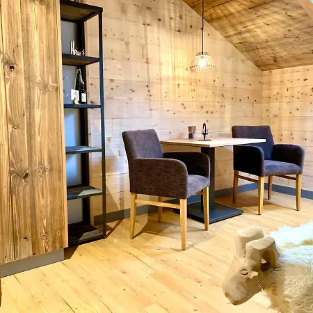 Boutique Laengenfelder Hof 酒店 4*