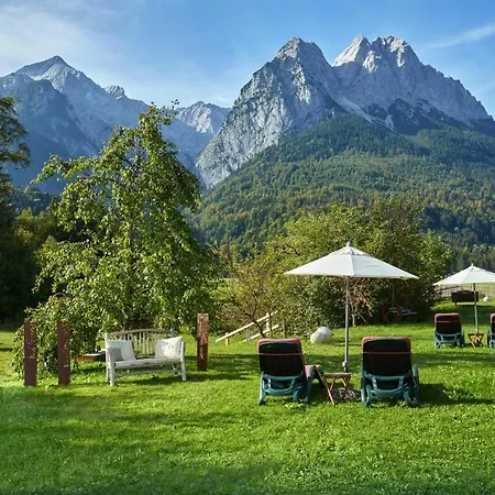 Boutique Laengenfelder Hof 4* Grainau