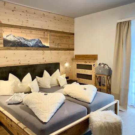 Boutique Laengenfelder Hof Hotel 4*